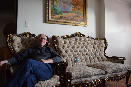 Belgian futurist Michel Bauwens in his rented apartment in Quito, Ecuador, where he helped lead FLOK, a project to develop open-knowledge policies for the country. Image by Nathan Schneider