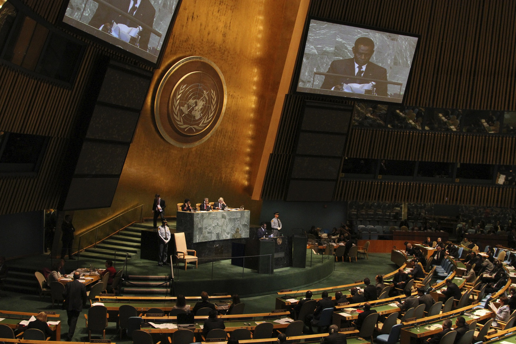 un general assembly photo