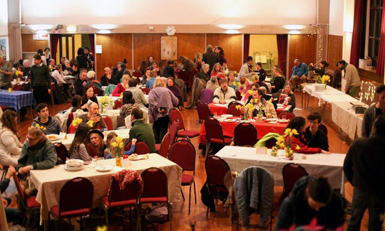 Community potlucks: Shared meals help build deep ties among residents in Totnes